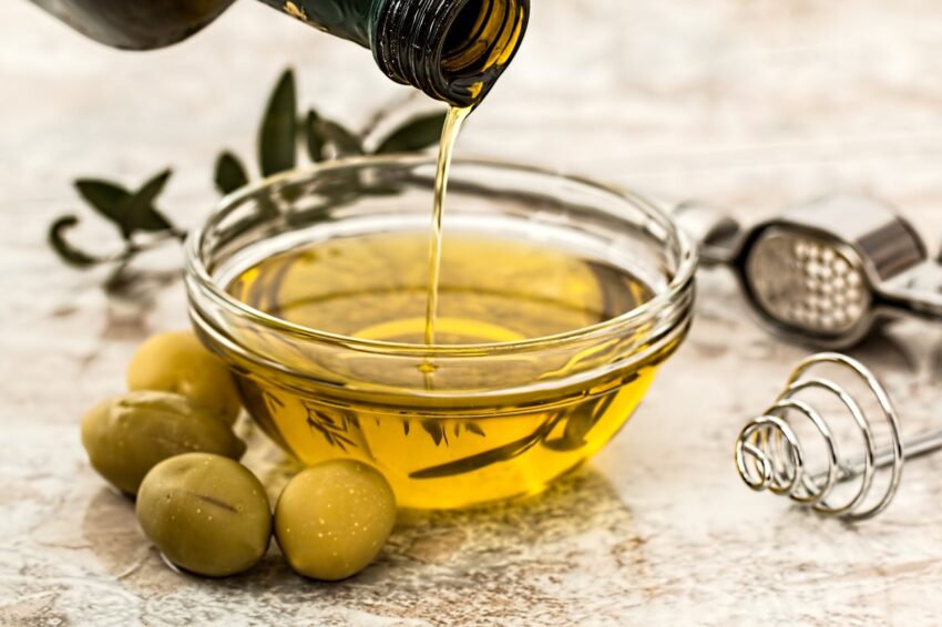 can you cook with olive oil